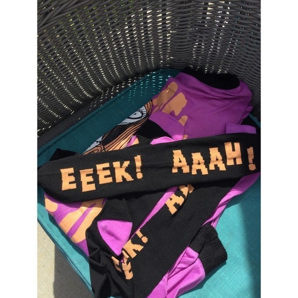 Disney Nightmare Before Christmas 2X NEW womens sleep shirt black fuchsia socks - Picture 10 of 14